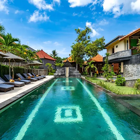 Bale Gede Lembongan